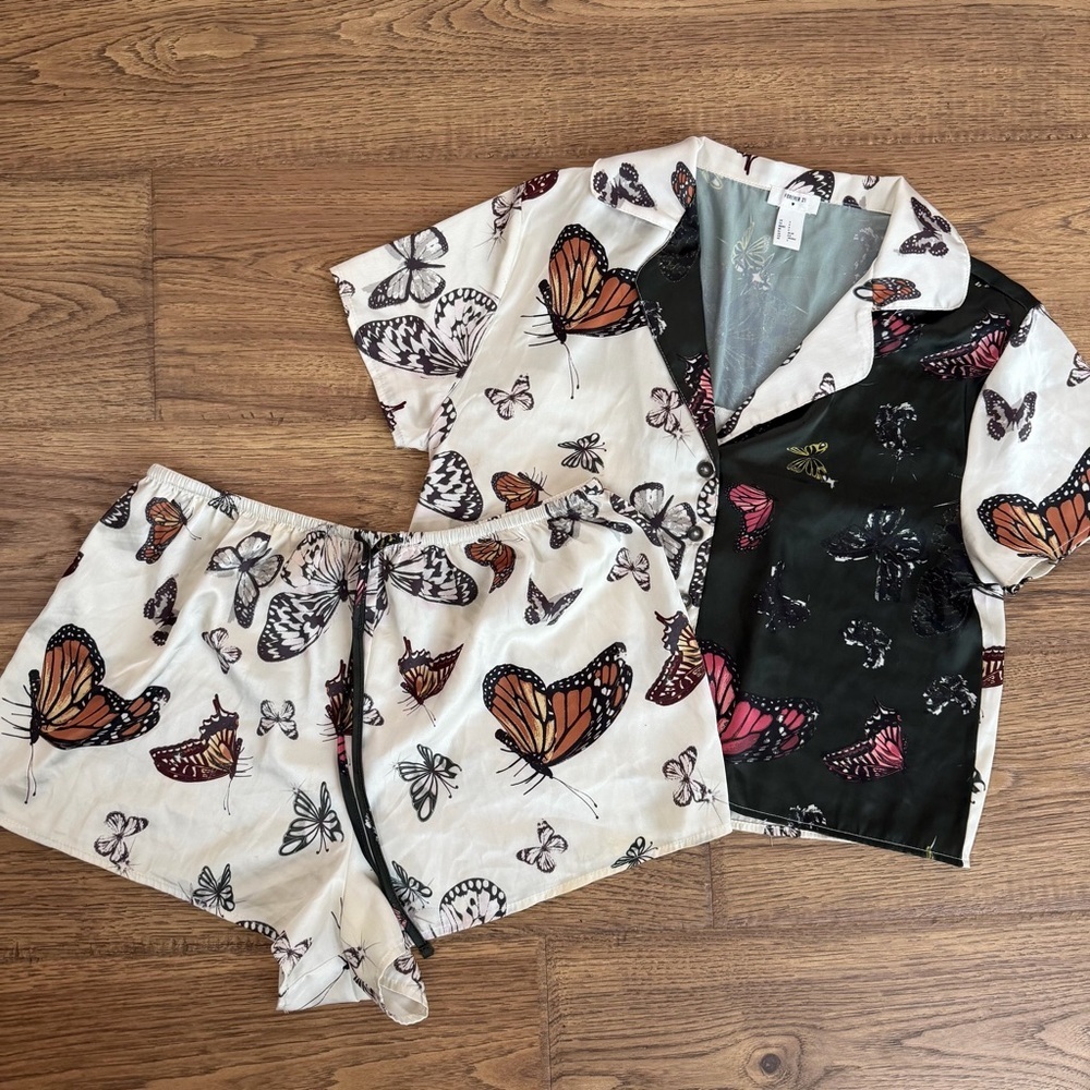 Forever21 Silky Butterfly Pajama Shorts Set Small
